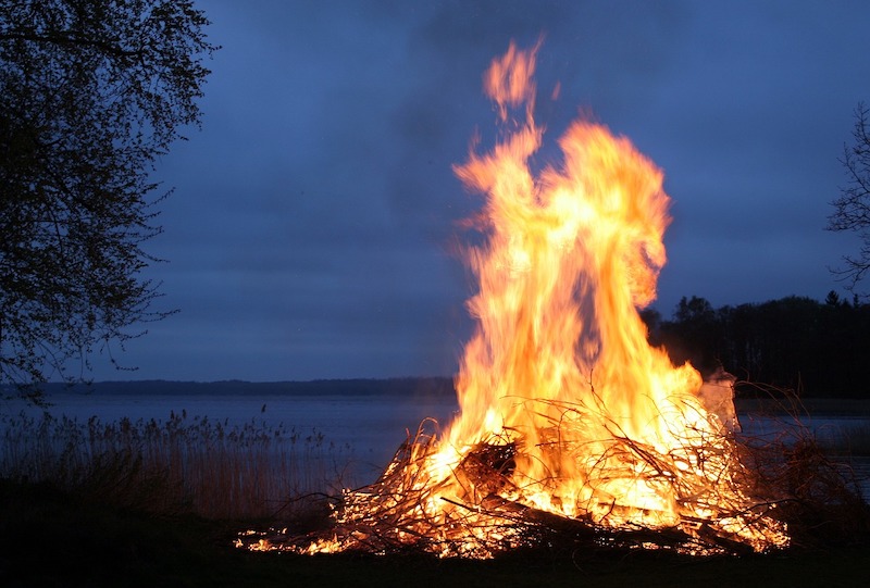 fuoco di paglia significato